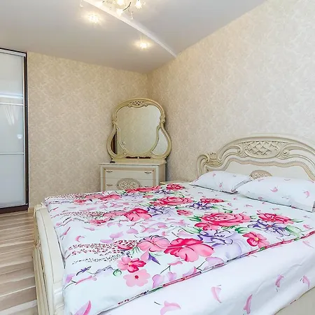 Like On Nezavisimosti Apartment